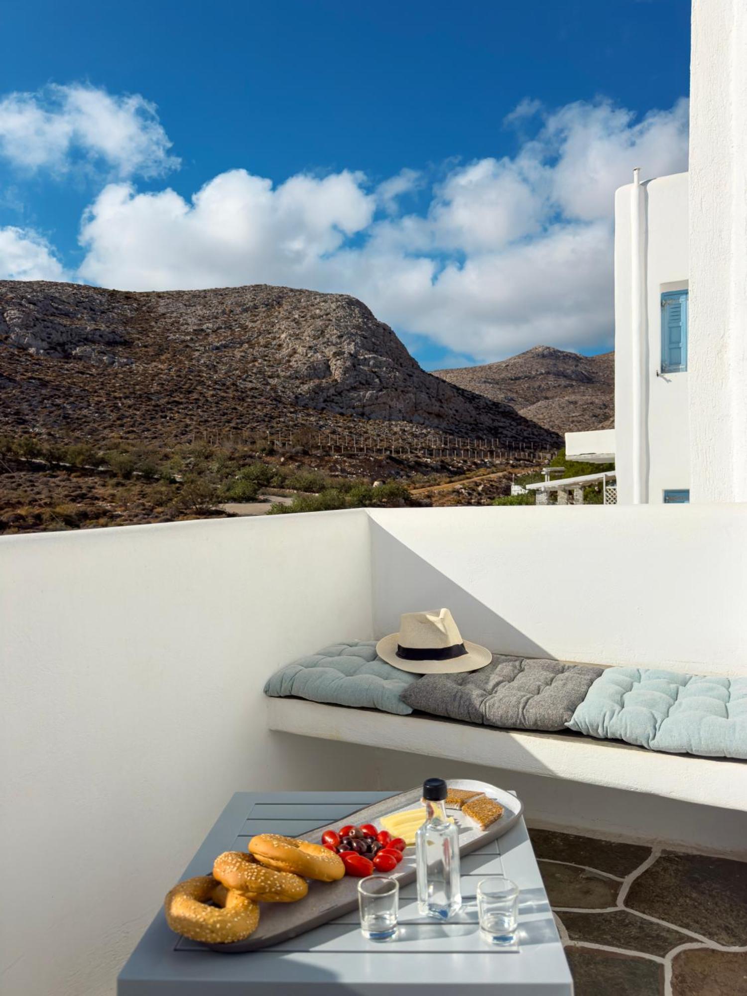 Aneton Residences Folegandros Karavosztászisz Kültér fotó